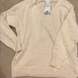H&M Cream V-Neck Sweater Soft Knit Classic